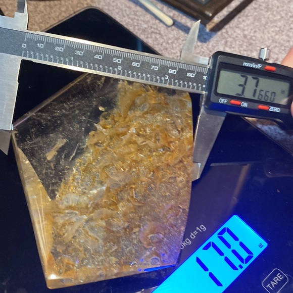 Beautiful Golden healer free form - Picture 4 of 5